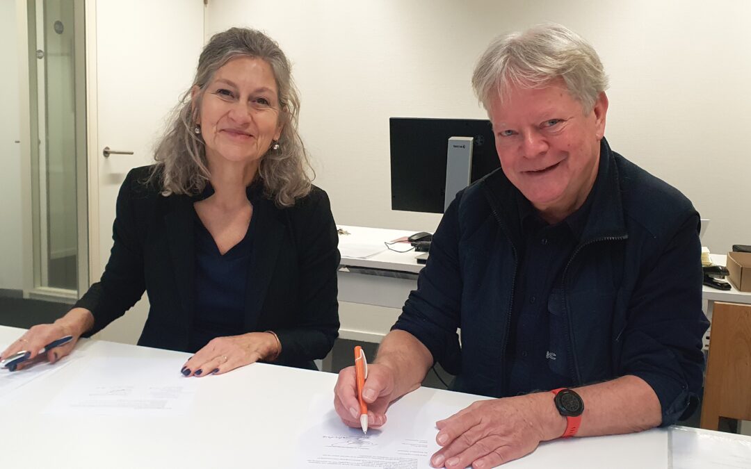 Nieuwe overeenkomst Nacht van de Literatuur en Bibliotheek Eemland